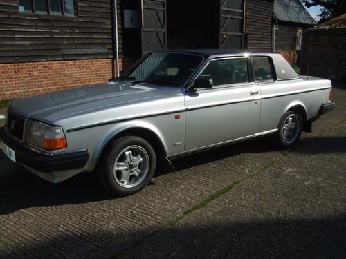 1980 Volvo 262c For Sale