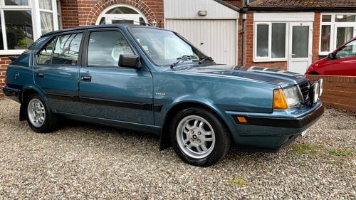 1989 Volvo 360 GLT S/R In vendita