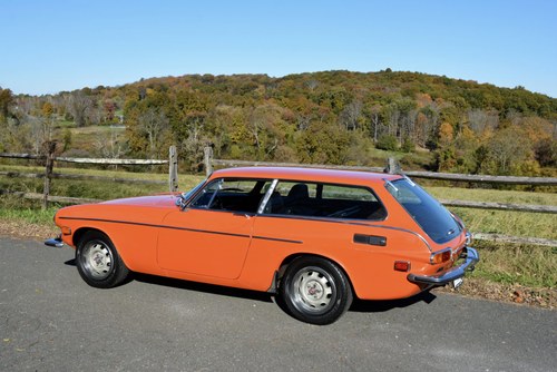 1973 Volvo 1800ES Wagon = Orange(~)Black Cali Car 4-spd $29. In vendita