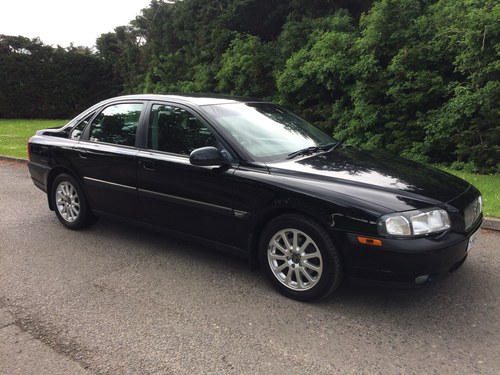 2000 Volvo S80 W Reg 2.5 tdi 84,000 miles. One owner. For Sale