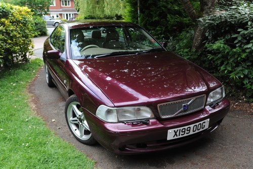 2000 Volvo C70 t5 manual For Sale