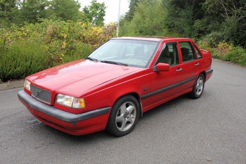 Lot 345- 1997 Volvo 850 T-5 Turbo For Sale by Auction