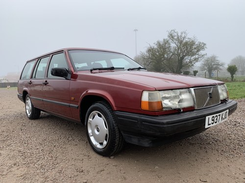 1994 Volvo 940 2.0S B200 Estate Automatic with FSH and Full MOT For Sale