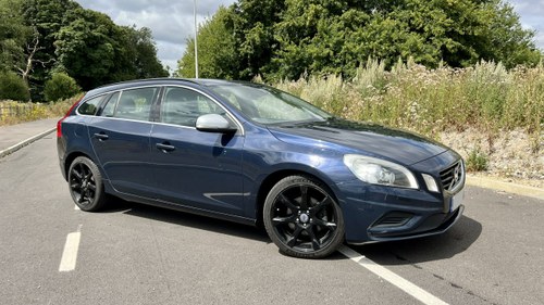 2013 Volvo V60 D4 R-Design Lux Nav Euro 5 For Sale