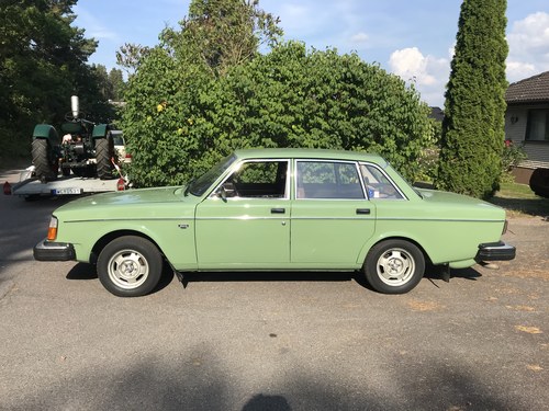 1975 Volvo 244 In vendita