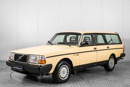 Picture of Volvo 240 245 2.3 Grand Luxe