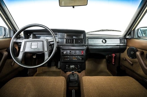 1986 Volvo 240 Break - 5
