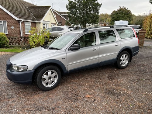 2004 Volvo XC70 For Sale