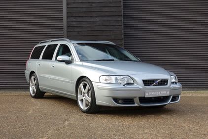 Picture of Volvo V70 2.5 R AWD Estate Automatic (54,578 miles)