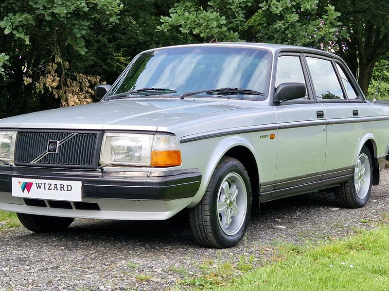 VOLVO 240 GLT Saloon 69k miles!!