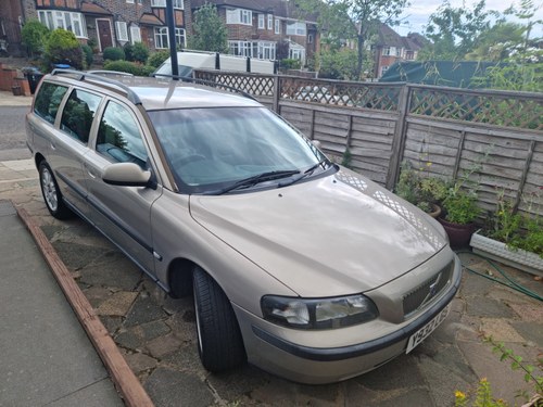 2001 Volvo V70