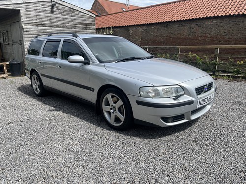 2003 Volvo V70 R
