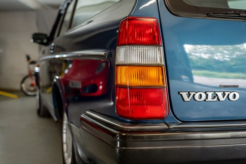 1992 Volvo 240 - 6