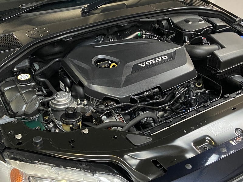 2015 Volvo V70 - 7