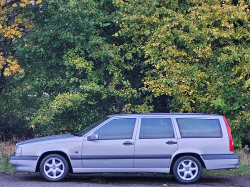 1995 VOLVO 850 S 2.5 ESTATE.. LOW MILES.. NICE EXAMPLE.. BARGAIN SOLD