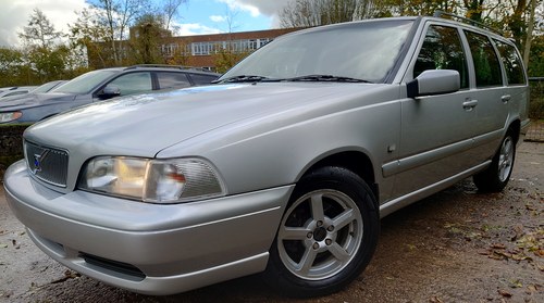 1998 Volvo V70 10V Auto 99654 Miles service history