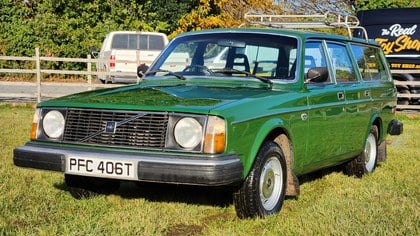 1978 Volvo 245 DL Automatic Estate  2 owners
