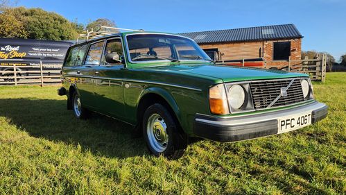 Picture of 1978 Volvo 245 DL Automatic Estate  2 owners - For Sale