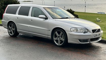 Picture of 2004 Volvo V70 R