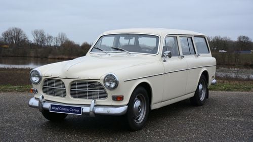 Picture of Volvo Amazon Combi with Overdrive restored 1966 LPG - For Sale