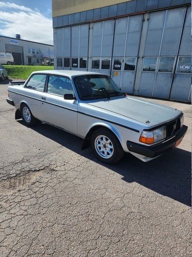 1983 Volvo 242 - 6