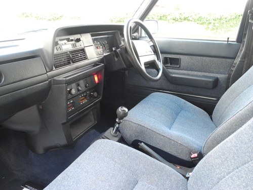 1989 Volvo 240 - 6