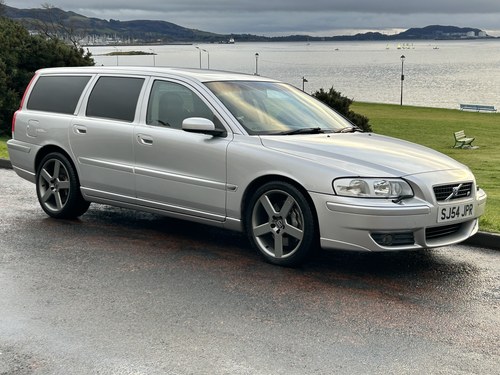 2004 Volvo V70 R