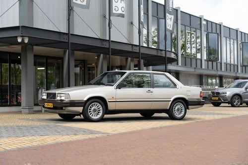 Volvo 780 Bertone 2.8 Coupe 1987