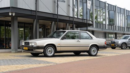 Volvo 780 Bertone 2.8 Coupe 1987