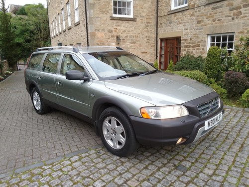 2006 Volvo XC70 car now RESERVED