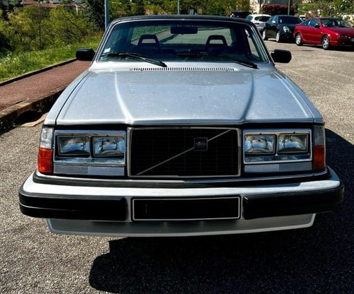 VOLVO 262 C - 1977 Kaufen Bei