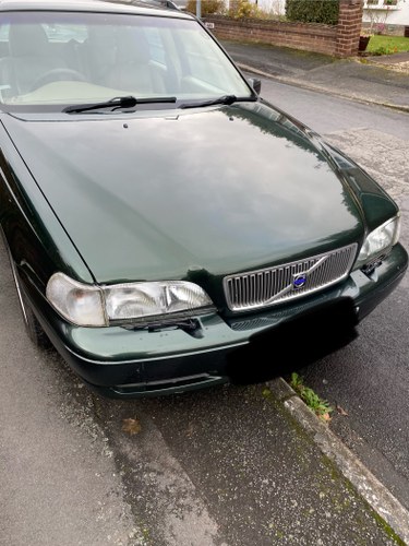 2000 Volvo V70
