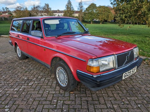 SOLD | 1990 Volvo 240