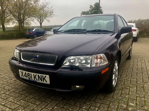 Volvo S40 XS AUTOMATIC Classic Deep Purple