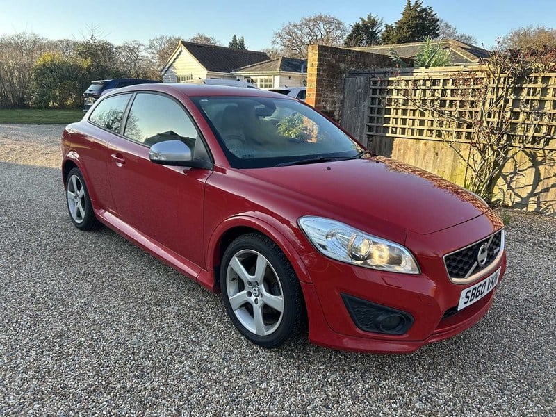 2011 Volvo C30 R - Design