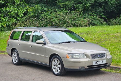 2005 VOLVO V70 ESTATE - 2.4 LPG DUAL FUEL - WELL MAINTAINED - FSH VENDU