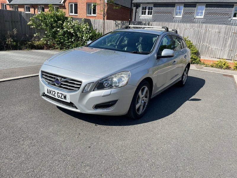 Rapid Classics: Eine Suche. Alle Oldtimer. 11 » Rapid Classics: Eine Suche. Alle Oldtimer. 2012 Volvo V60 D5 2.4