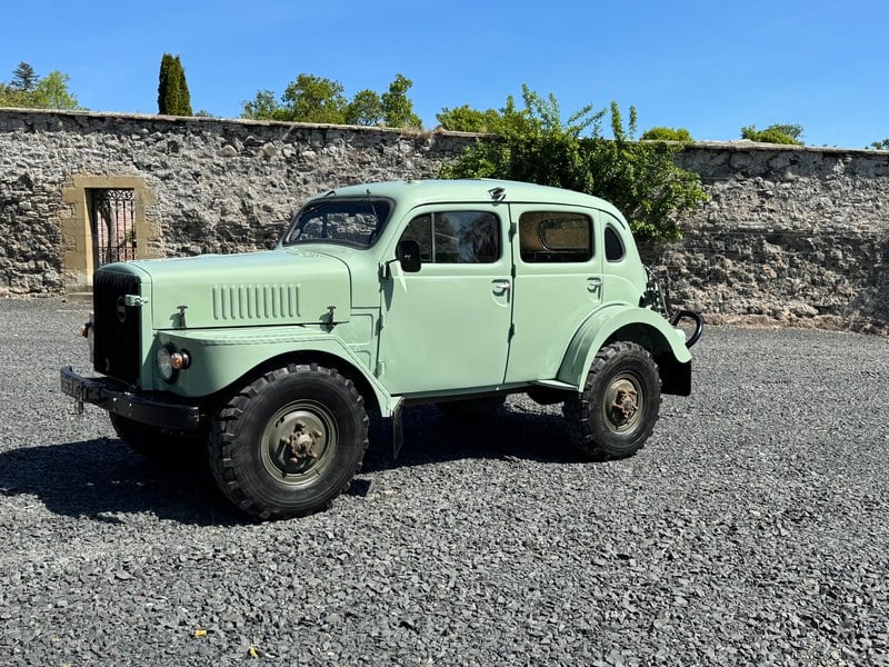 Rapid Classics: Eine Suche. Alle Oldtimer. 28 » Rapid Classics: Eine Suche. Alle Oldtimer. 1954 Volvo PV444