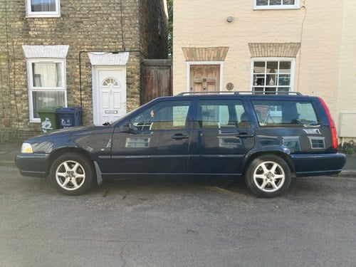 Volvo V70 Mk1 1998 2.5 Petrol Automatic, 10v non turbo