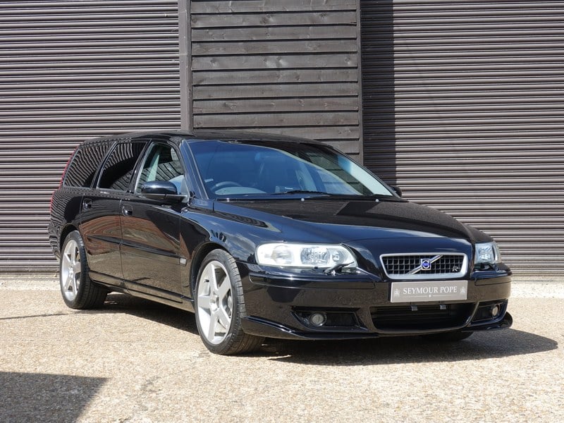 Volvo V70 2.5 R AWD Automatic (29,000 miles)