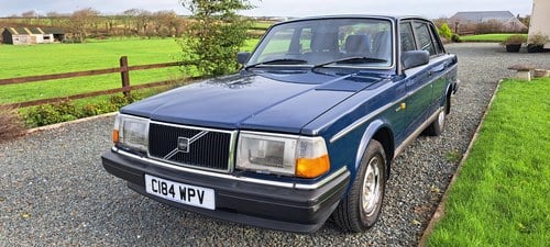 1986 Volvo 240 GL saloon