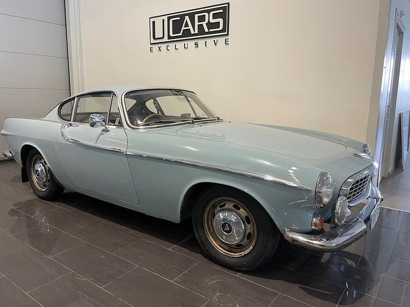 1966 Volvo P1800