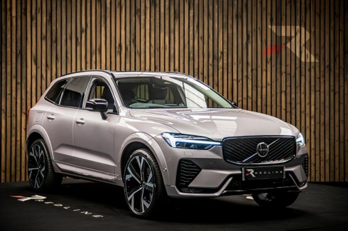 2025 Volvo XC60 2.0 B5 MHEV Ultra Dark Auto AWD Euro 6 (s/s) Te koop