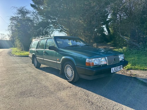 1994 Volvo 940 estate