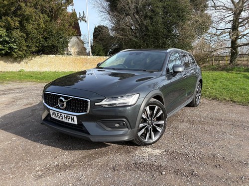 2020 Volvo V60 Cross Country T5