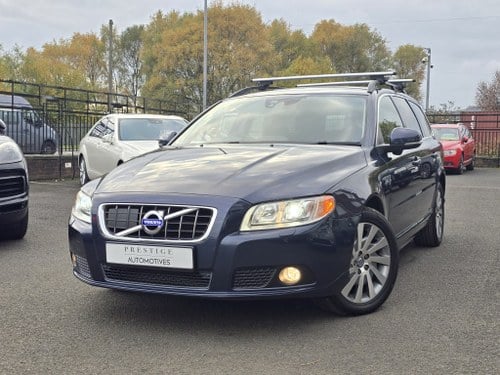 2012 VOLVO V70 2.0 T5 SE NAVY BLUE En Venta