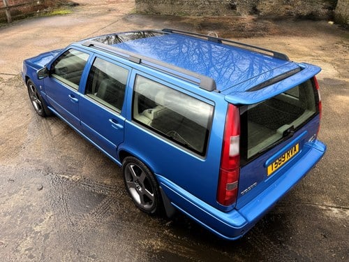 1999/T Volvo V70 R AWD Auto+immaculate original UK example VENDUTO