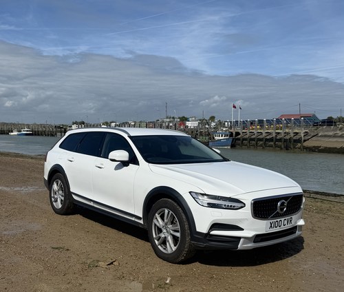 2018 Volvo V90 Cross Country - TRADE PRICE !