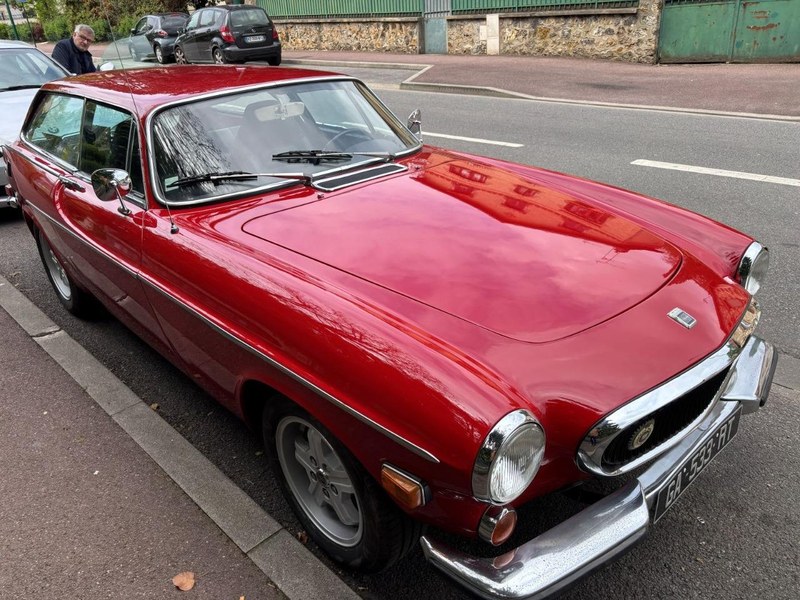 1972 Volvo P1800 - 2 1972 Volvo P1800 - 2