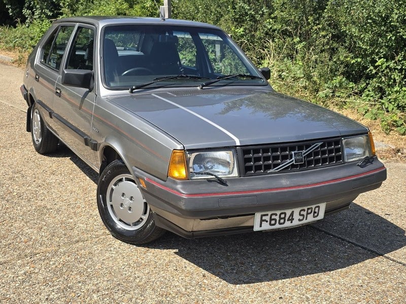 1989 Volvo 340 - 1 1989 Volvo 340 - 1